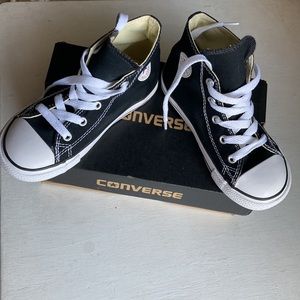 New in Box Converse Black High Top Infant 10